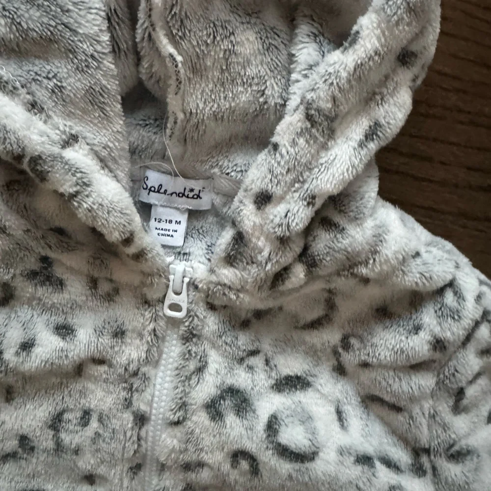 Splendid Kids Gray & White Faux-Fur Leopard Hooded Puffer Jacket